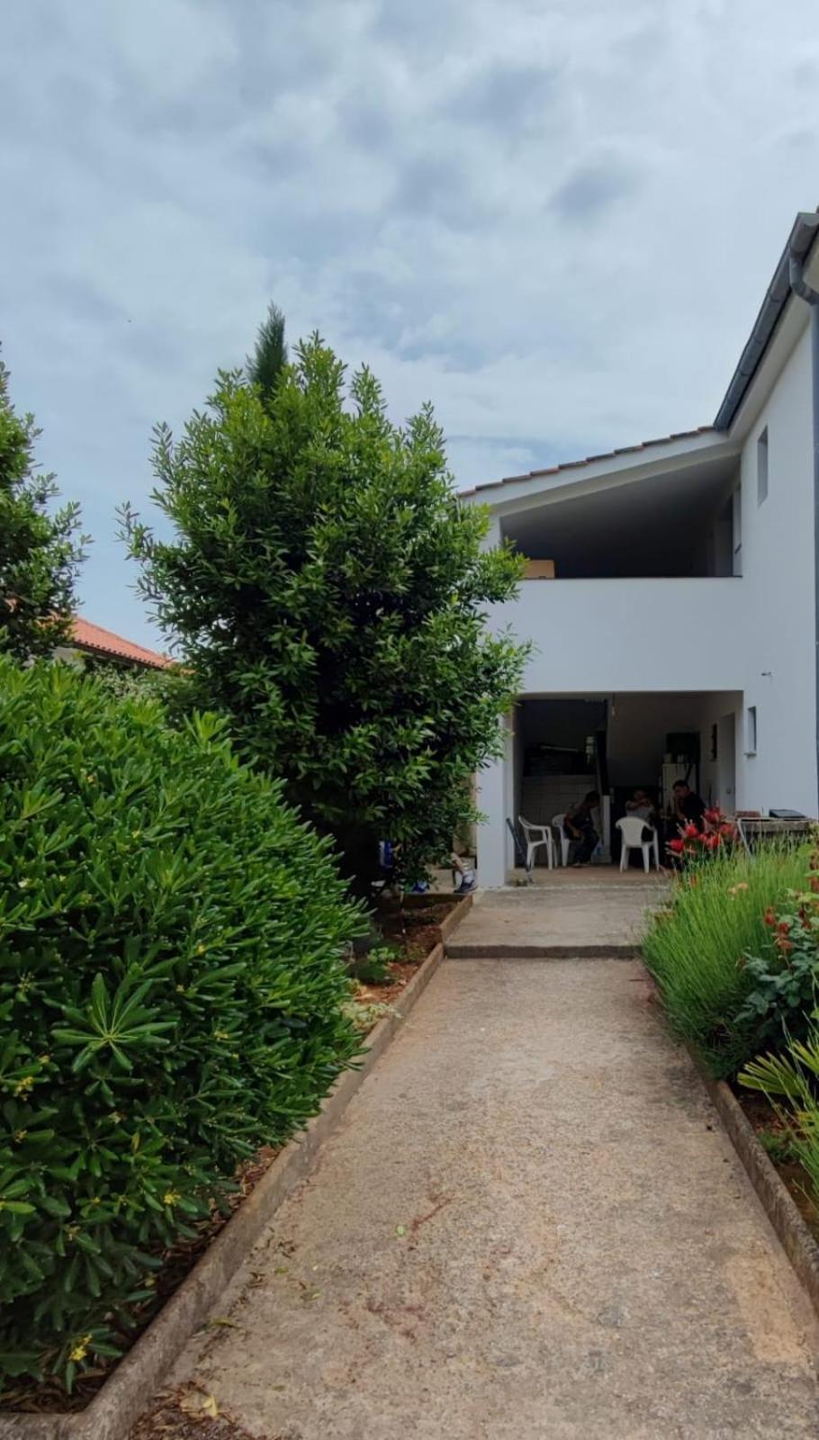 Apartmani 1 Pinezici Kültér fotó