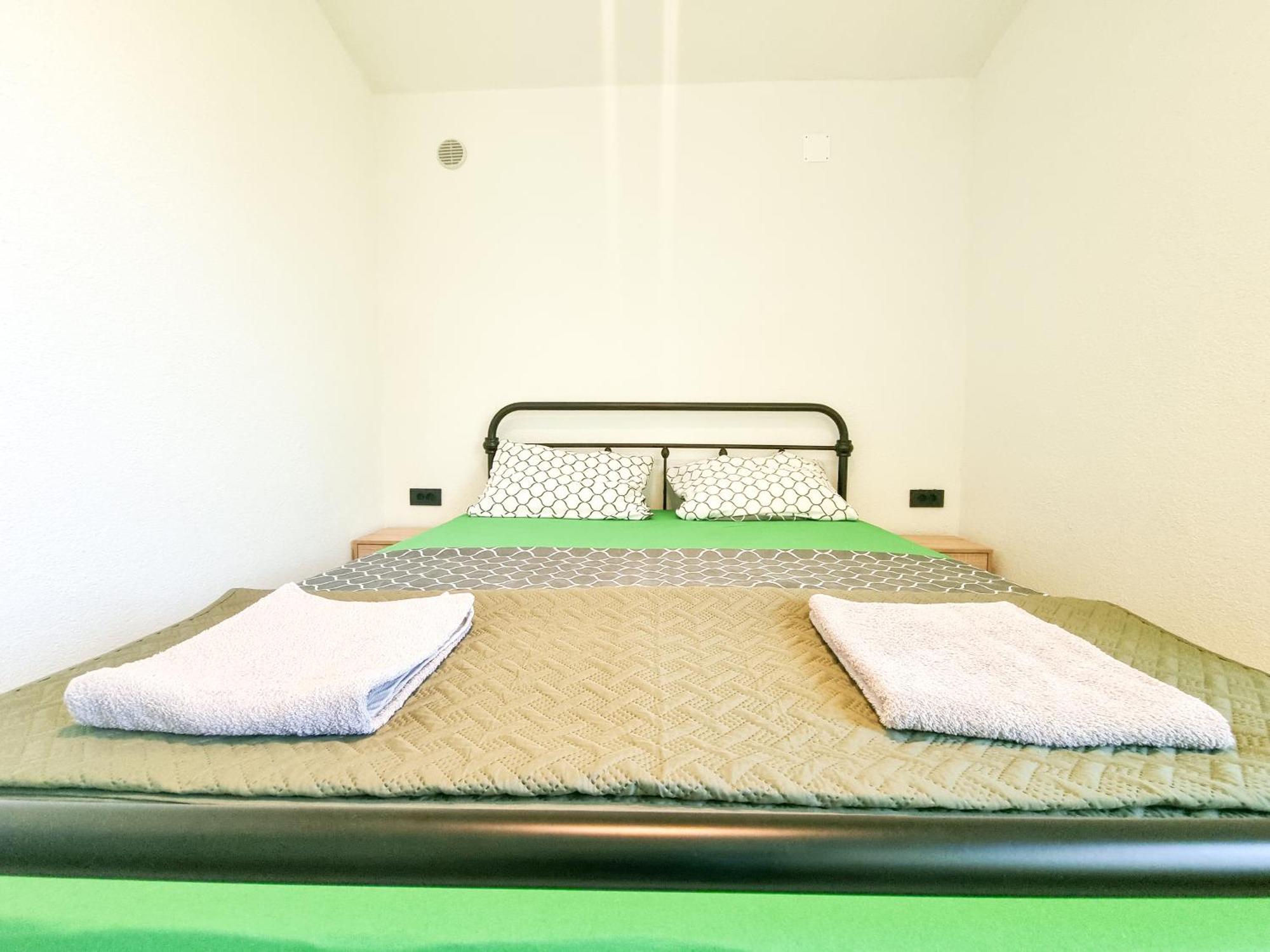 Apartmani 1 Pinezici Kültér fotó