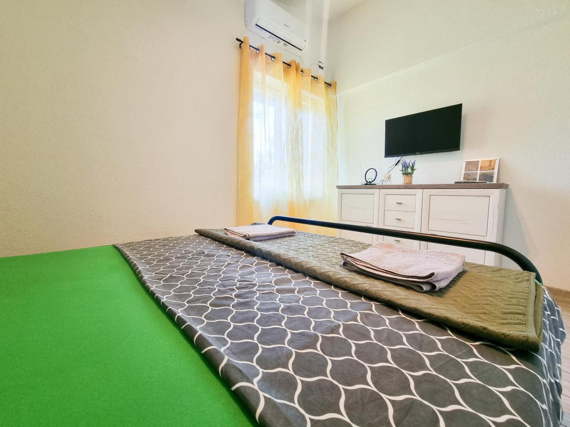 Apartmani 1 Pinezici Kültér fotó