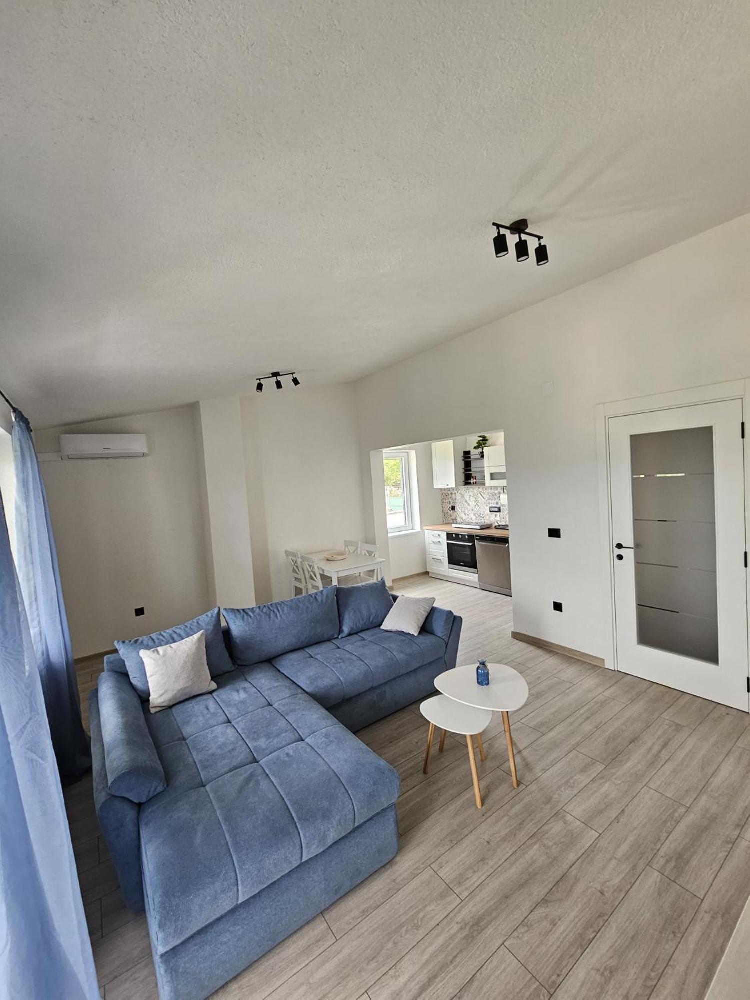 Apartmani 1 Pinezici Kültér fotó